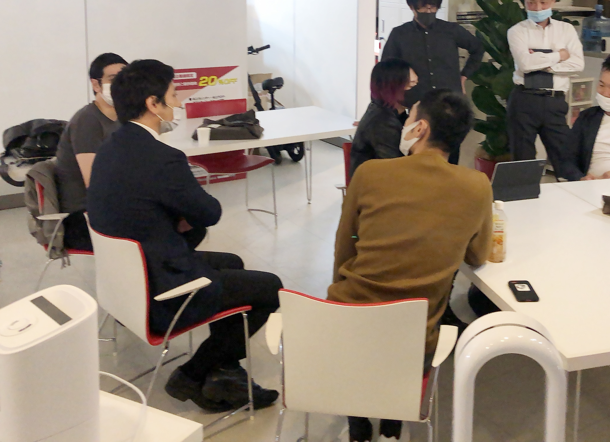 ラウンジ 士業先生に聞け!メカラウロ小屋